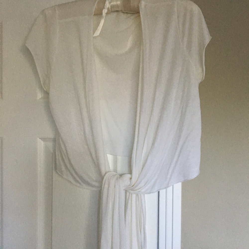 White wrap